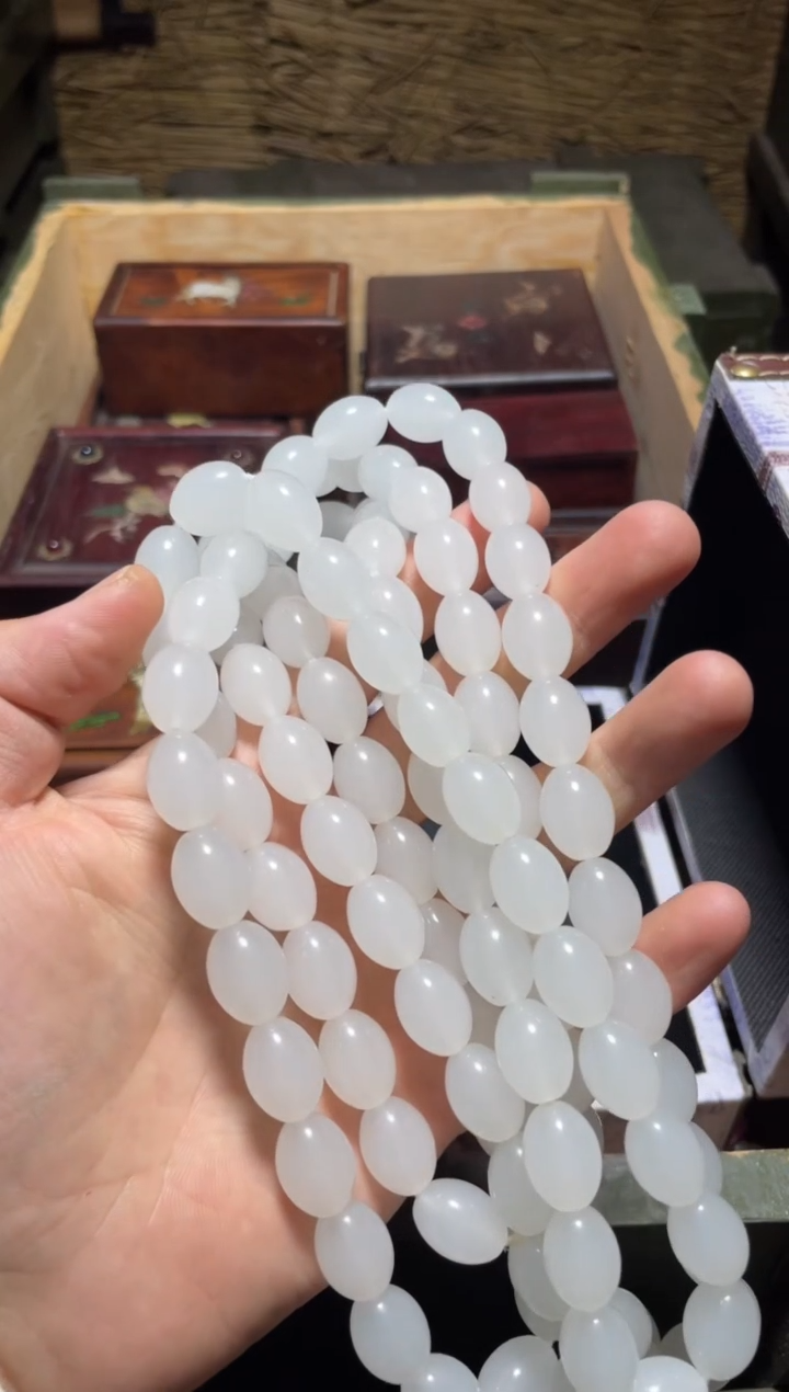 【闪购商品】白米粒项链1件