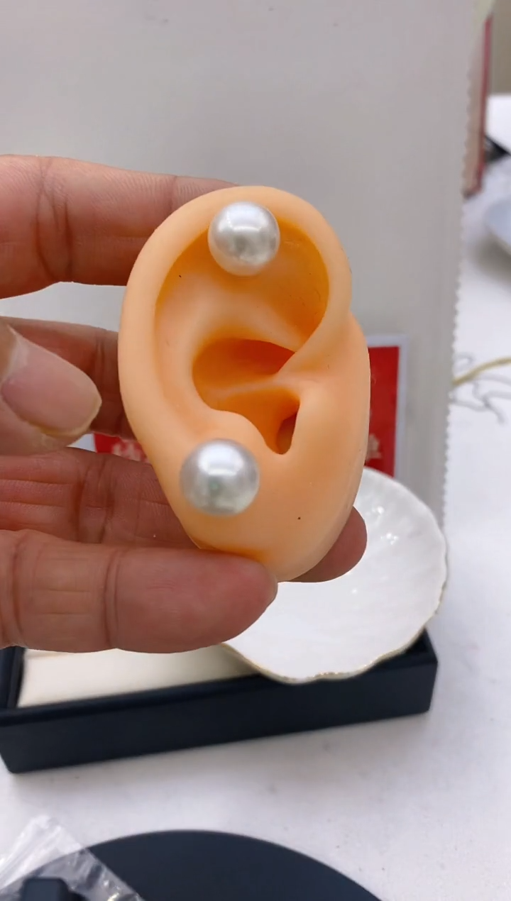 18K金镶嵌海水珍珠耳饰36 11-12mm