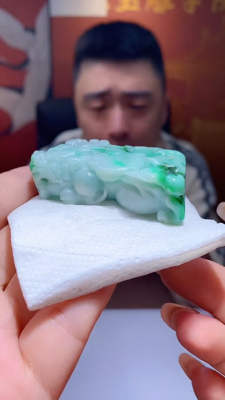 【闪购商品】定制翡翠未镶嵌1072xx-毛货挂件14