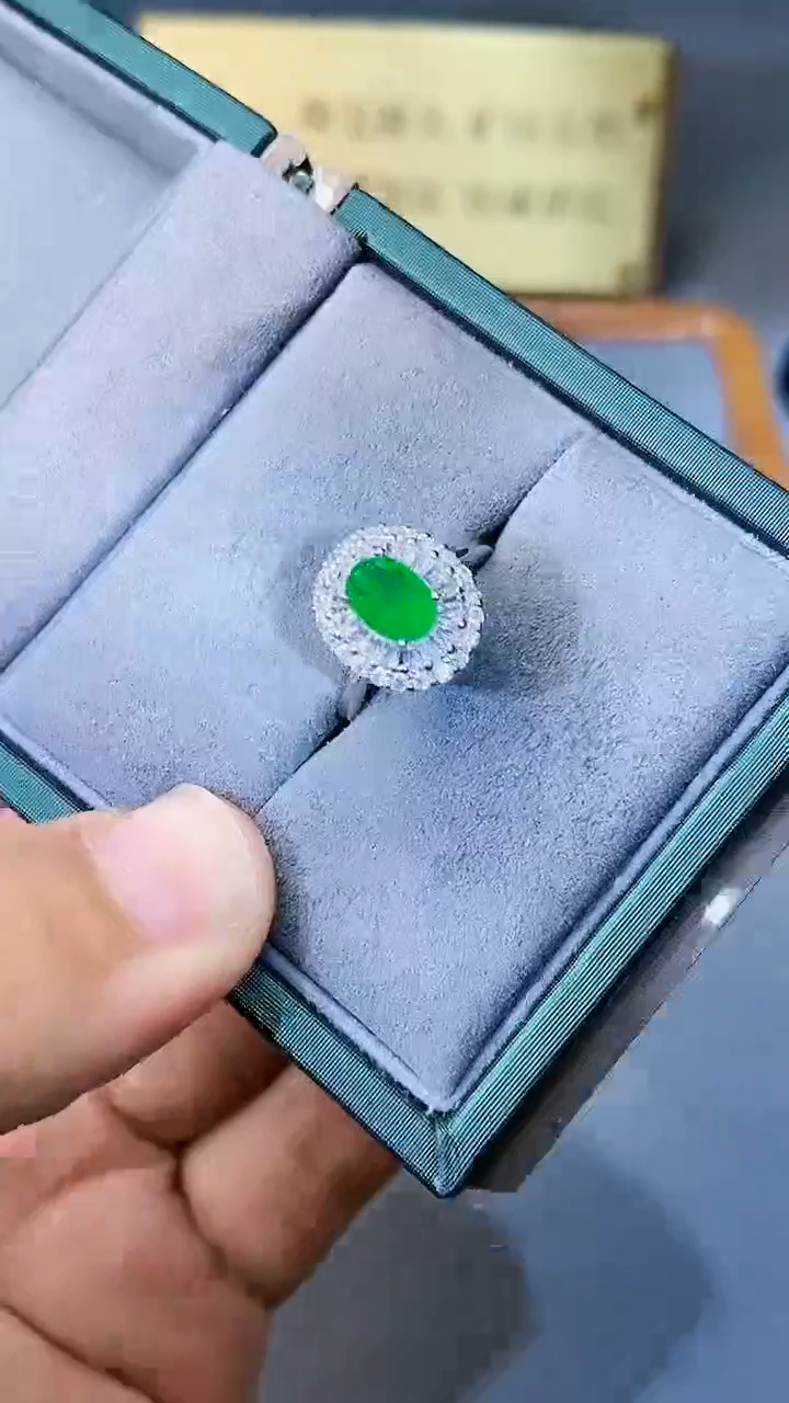 【闪购商品】祖母绿戒指银S925镶嵌354