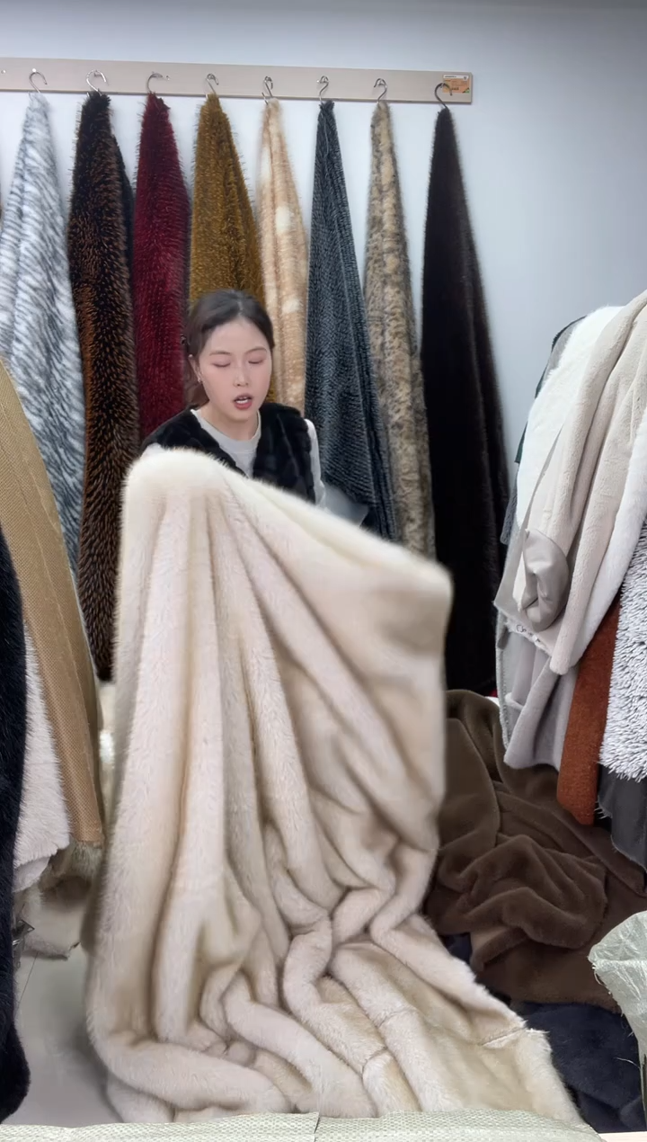 狐狸毛A86尺寸1.9*1