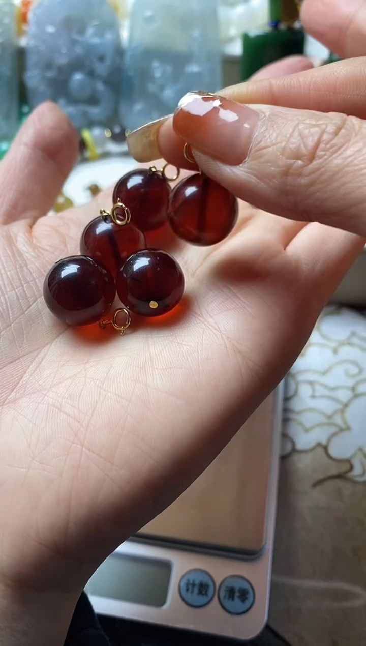 裸石琥珀未镶嵌吊坠