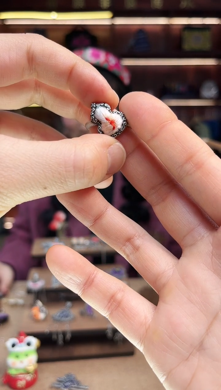 【闪购商品】织绣1781黔东南苗族刺绣