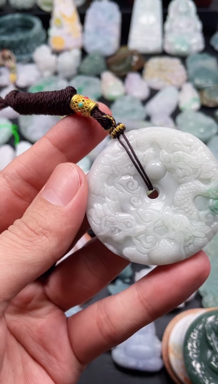 翡翠未镶嵌颈饰天然翡翠a货