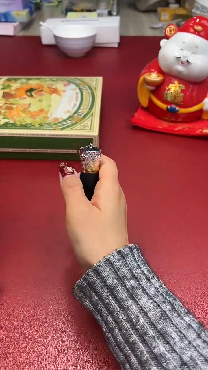 摆件瓷器放漏，全场大漏YF357