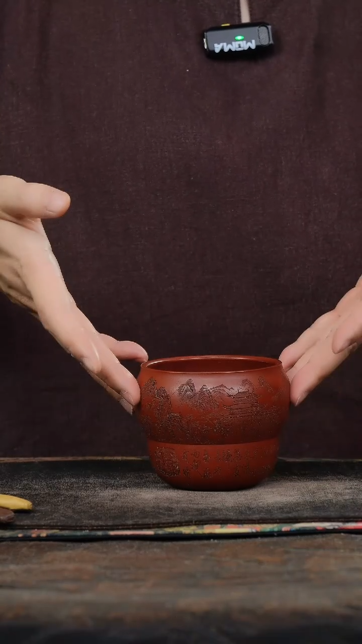 朱泥刻绘定风波紫砂杯葫芦杯