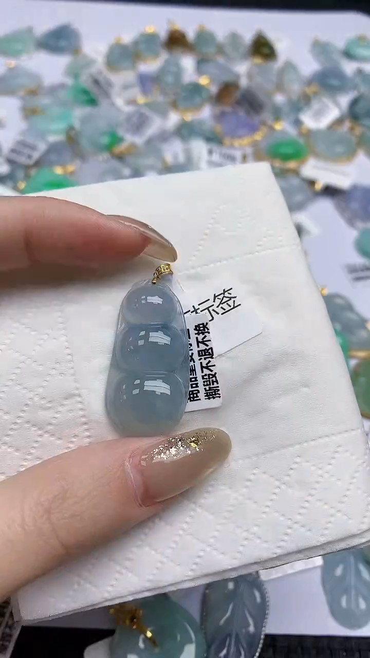【闪购商品】翡翠颈饰18K金镶嵌天然A货翡翠 44