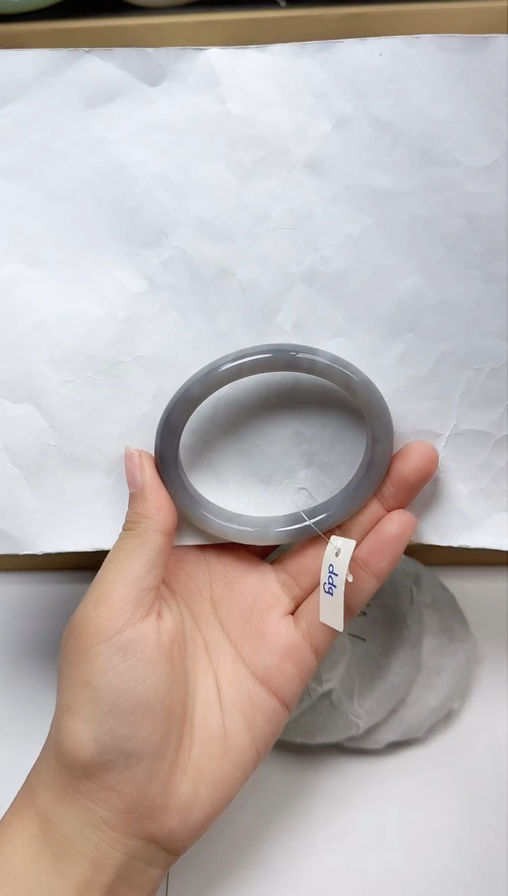 【闪购商品】和田玉手镯未镶嵌54 圈口YY