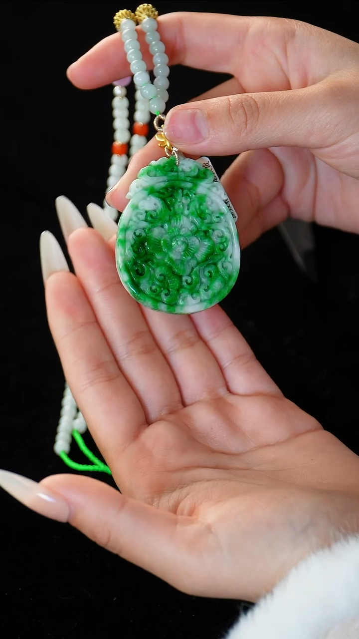 【闪购商品】翡翠颈饰未镶嵌福牌