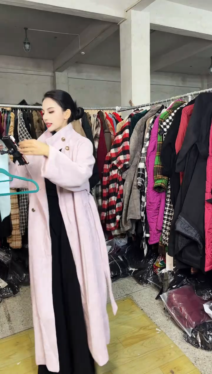 841闪购外套外披马甲打底裤子