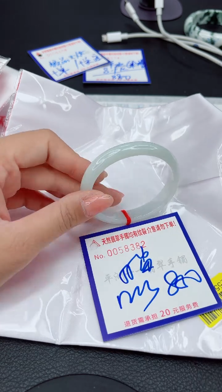 翡翠手镯未镶嵌1111111111111