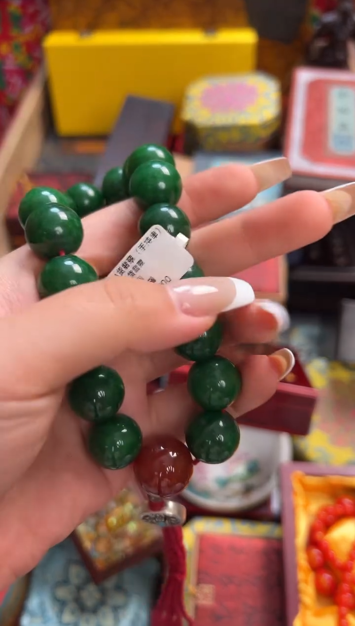 瓷片--------瓷---------翡翠手持