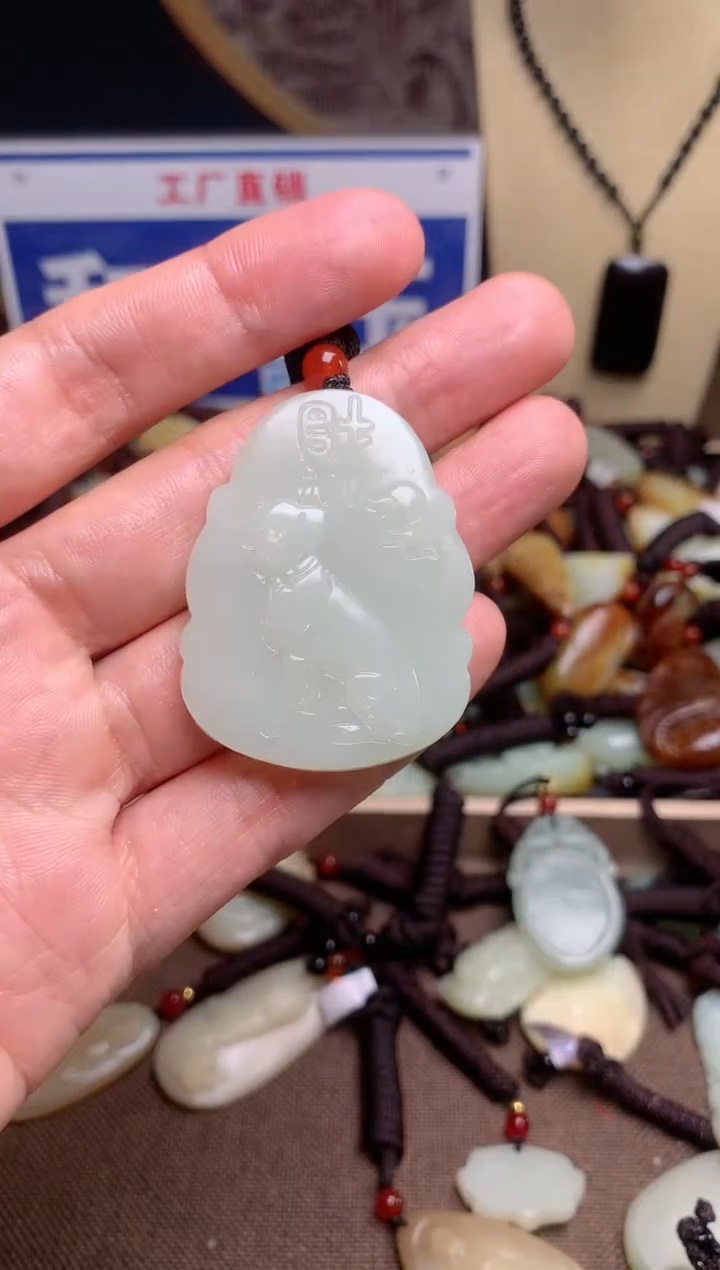 【闪购商品】和田玉颈饰未镶嵌1