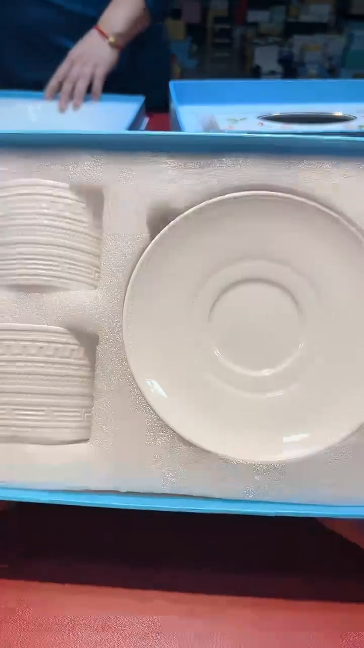 【闪购商品】瓷片锅碗瓢盆一件不剩