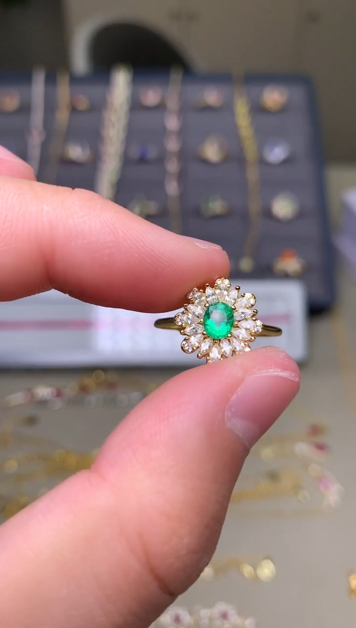 银S925镶嵌戒指祖母绿戒指