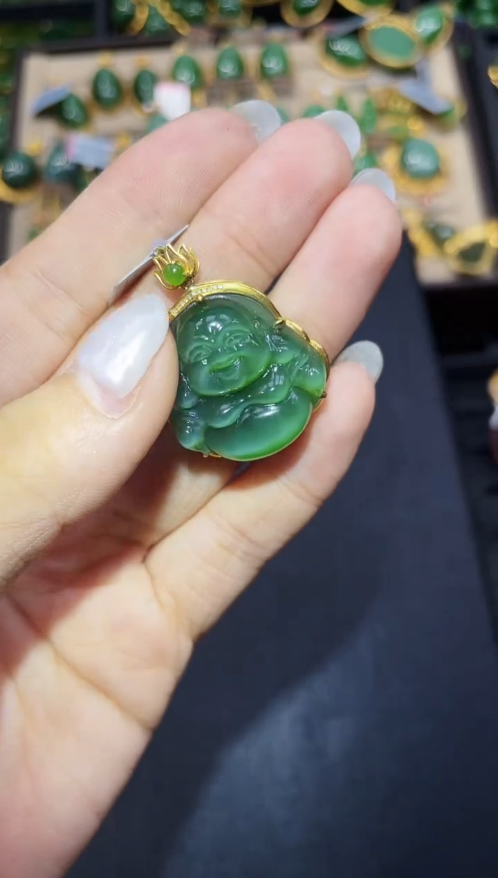 【闪购商品】和田玉吊坠18K金镶嵌26MM多样性发一Z