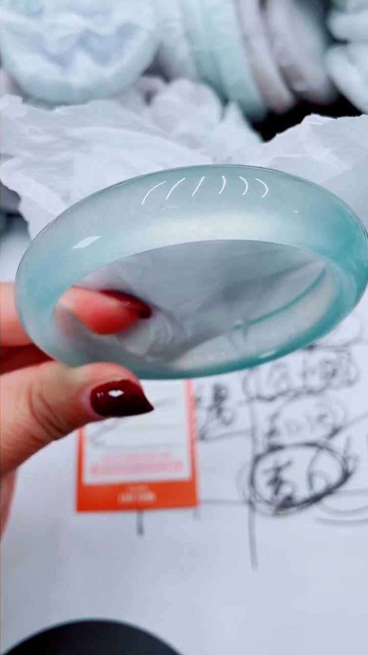 【闪购商品】石英质玉手镯未镶嵌T207-60-61