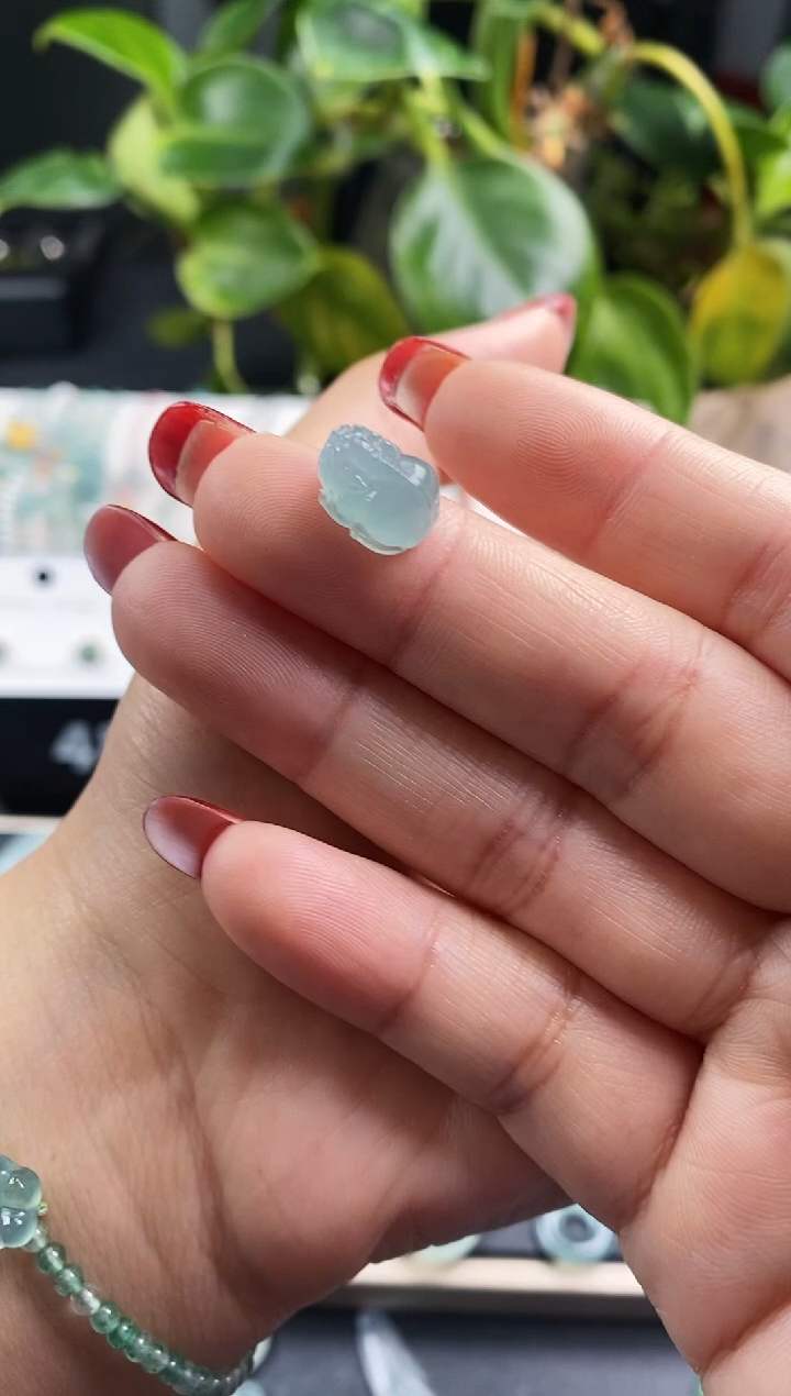 【闪购商品】翡翠裸石翡翠貔貅