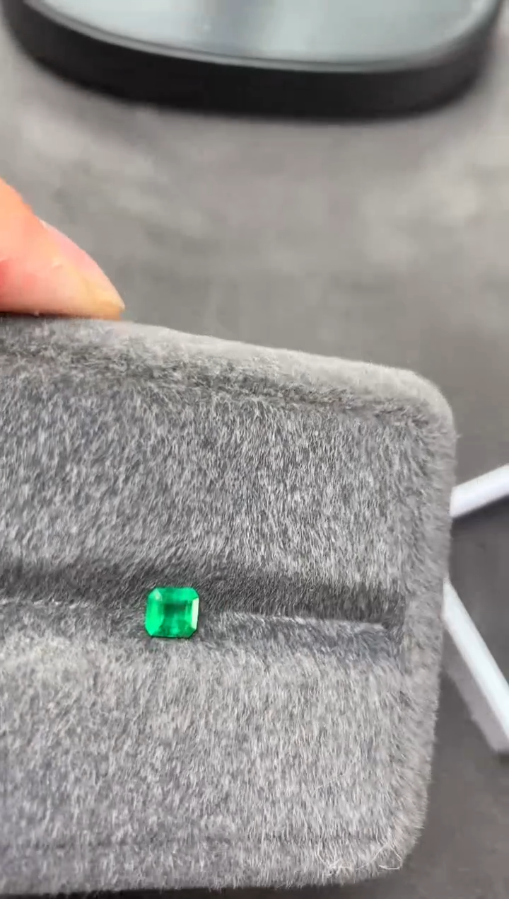 【闪购商品】祖母绿裸石未镶嵌yh-14 0.52ct