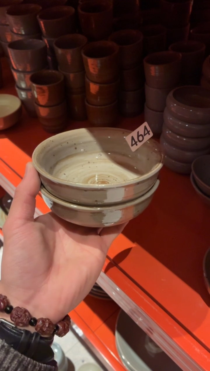 瓷片瑶**烤464灰麻点饭碗2个