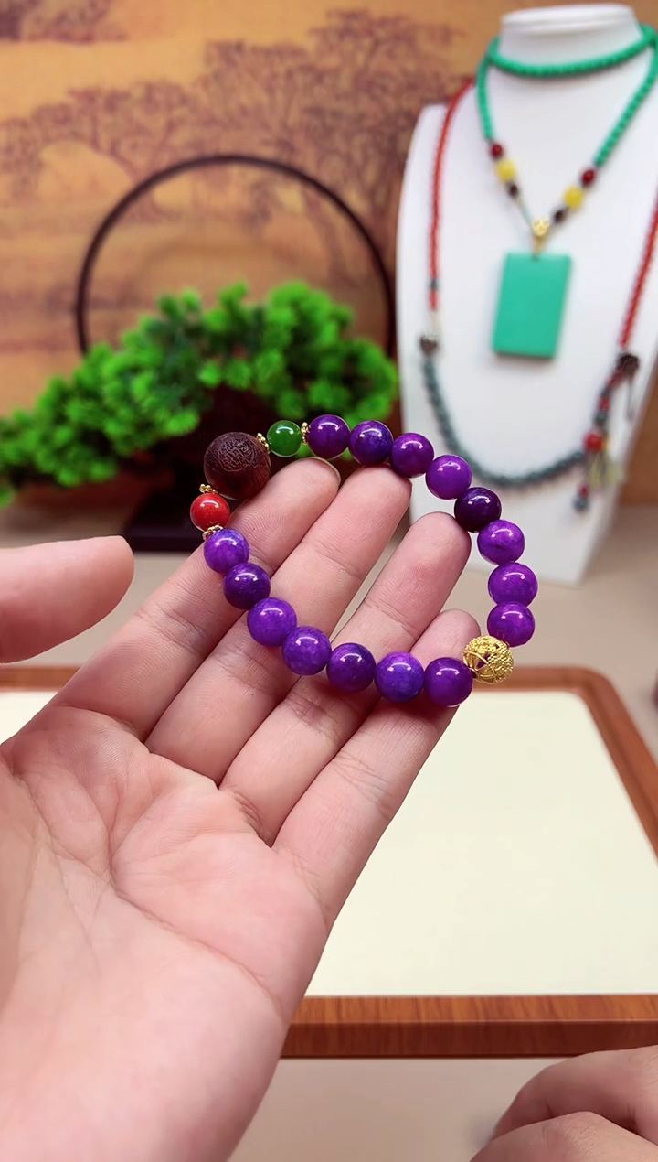 14K金镶嵌苏纪石（舒俱来）手链S111