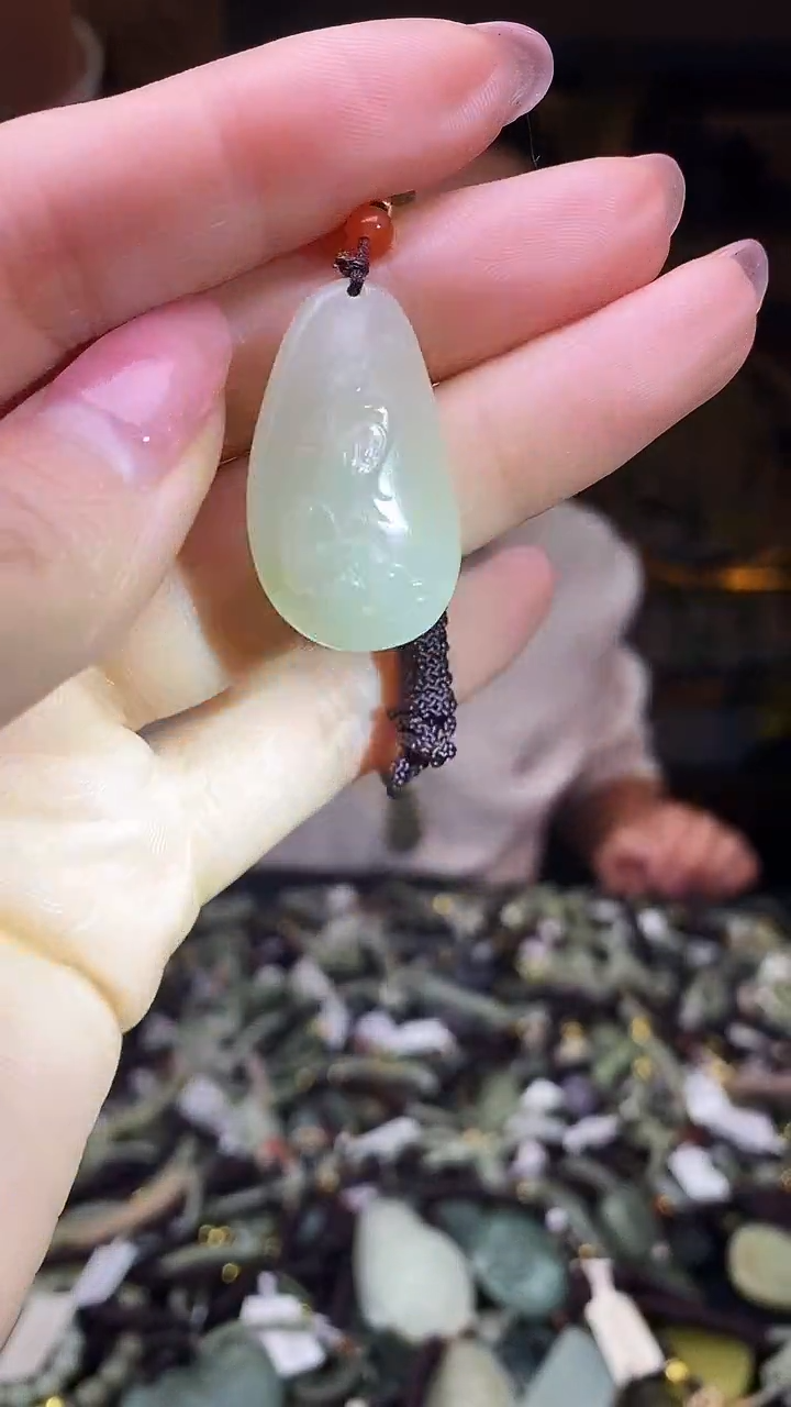 颈饰未镶嵌和田玉多样性发货，拍一发一