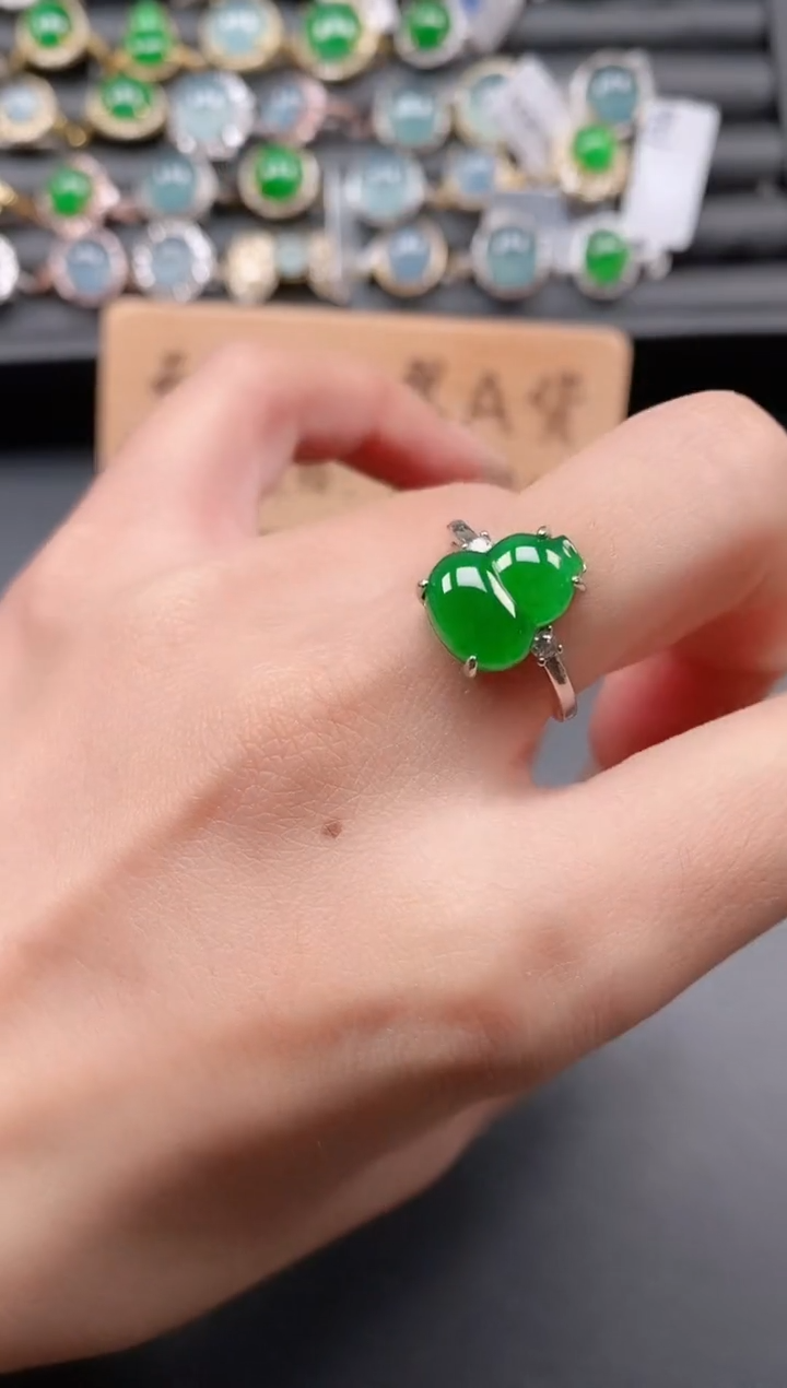 银S925镶嵌戒指翡翠1111