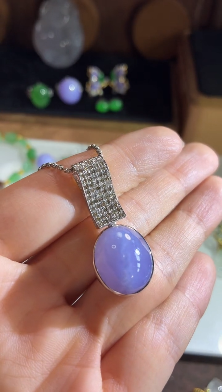 吊坠(不含链)18K金镶嵌翡翠吊坠