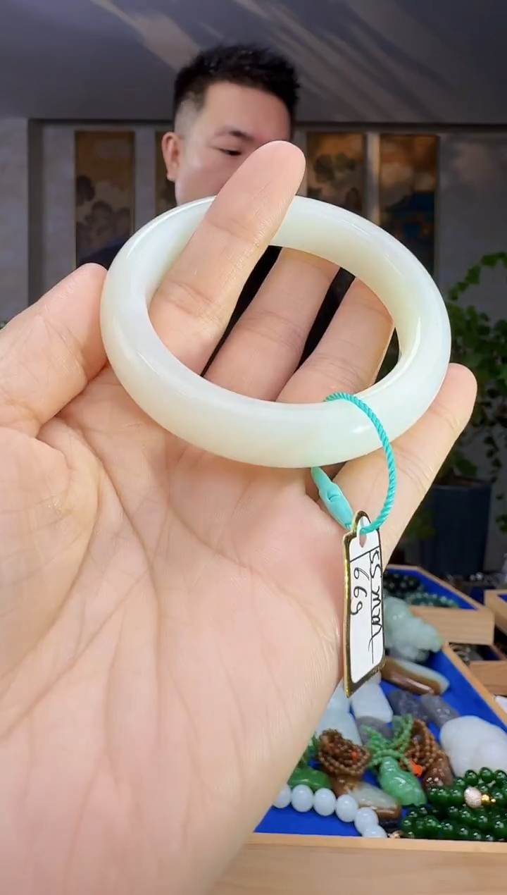 未镶嵌和田玉挂件拍一发一