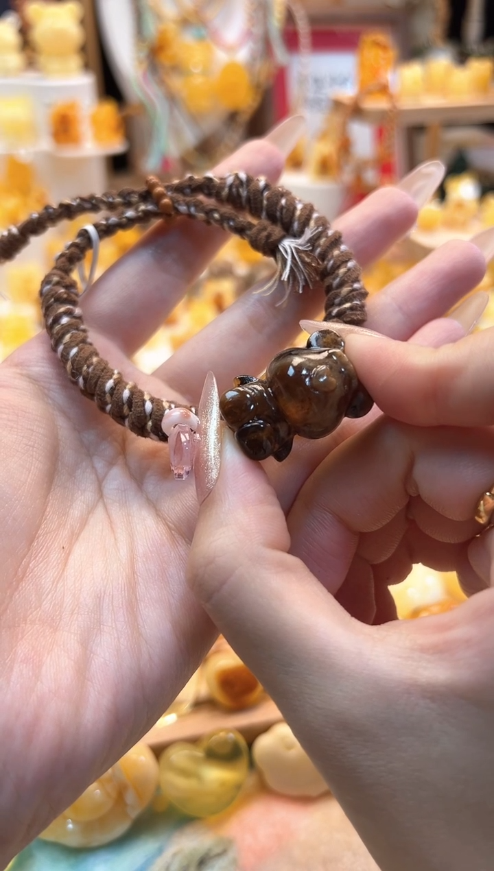 【闪购商品】蜜蜡珠宝奇石18K金镶嵌小熊手绳