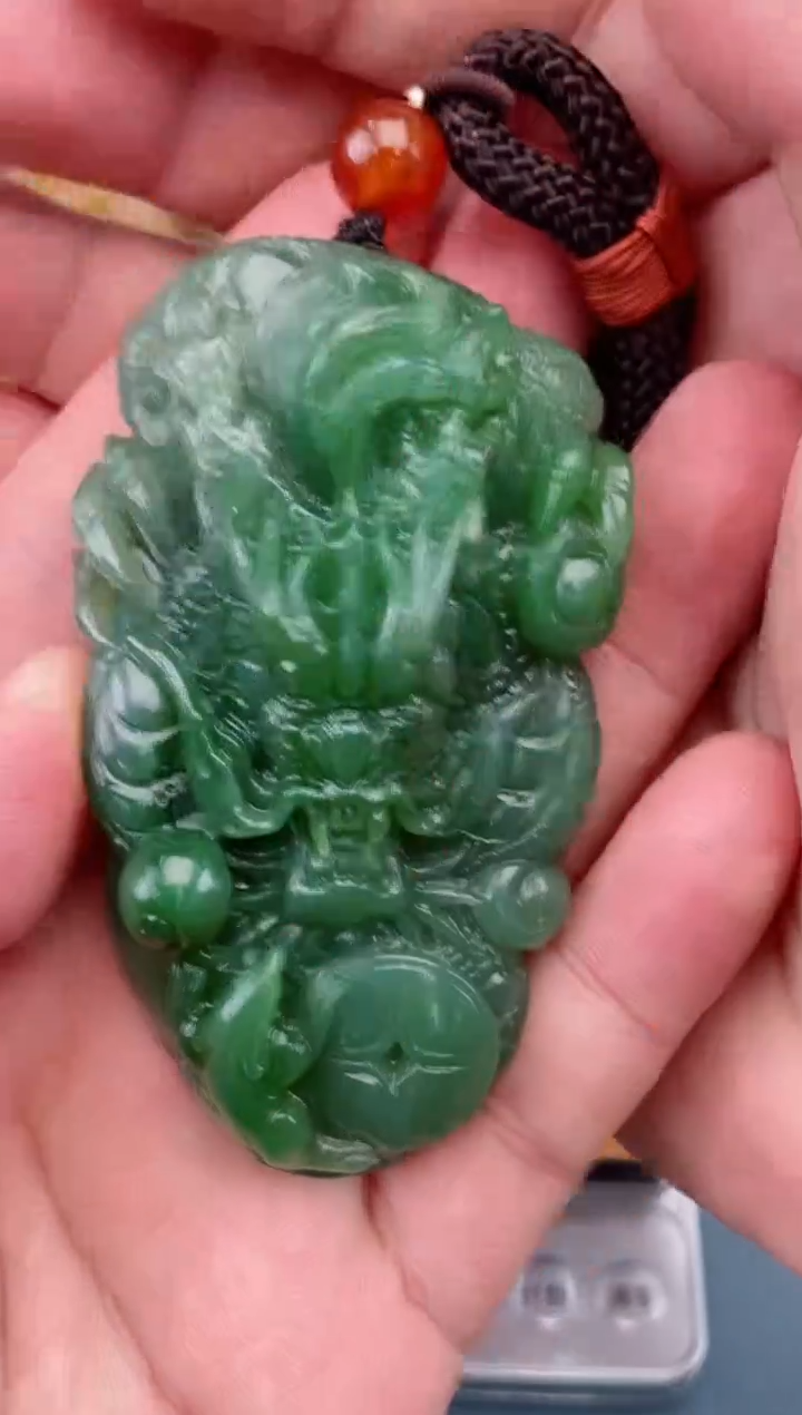 和田玉未镶嵌颈饰39