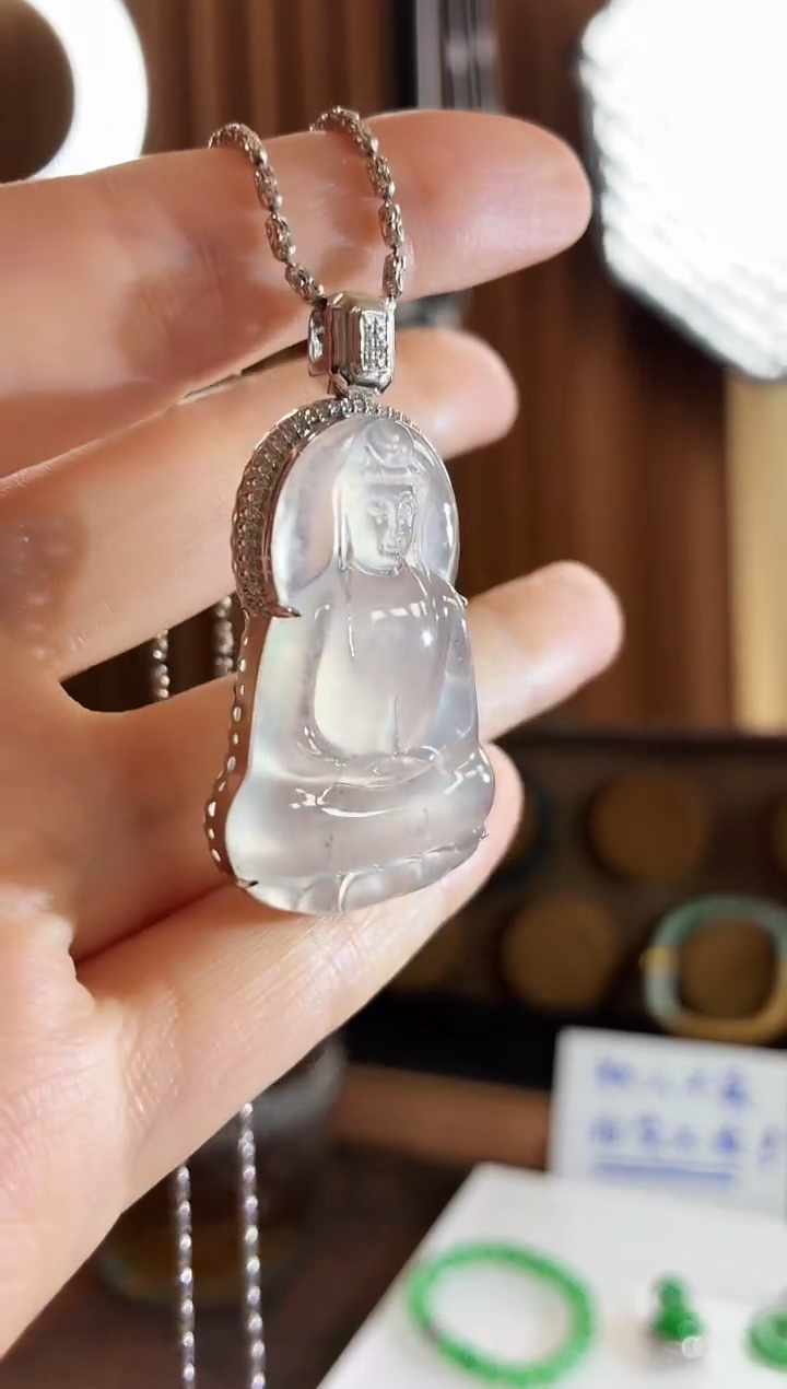 吊坠(不含链)18K金镶嵌翡翠吊坠