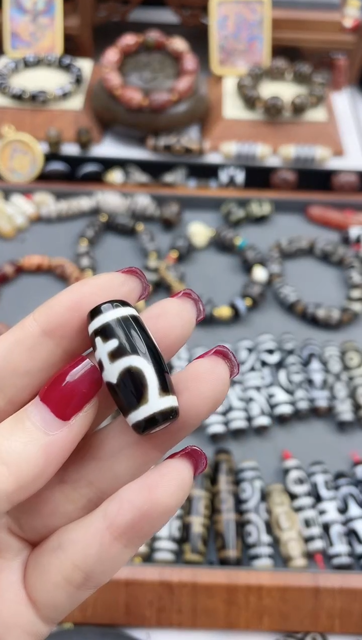 【闪购商品】玛瑙/玉髓珠珠未镶嵌黑白宝瓶