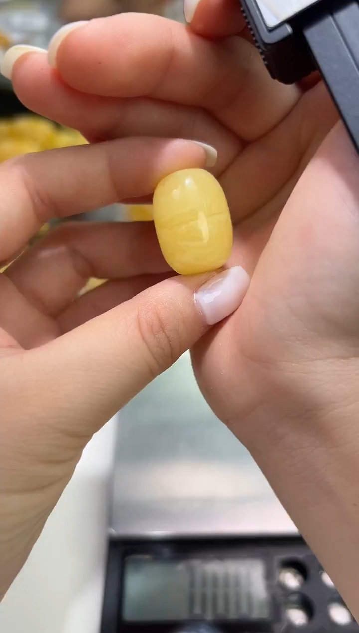 裸石琥珀未镶嵌琥珀蜜蜡吊坠