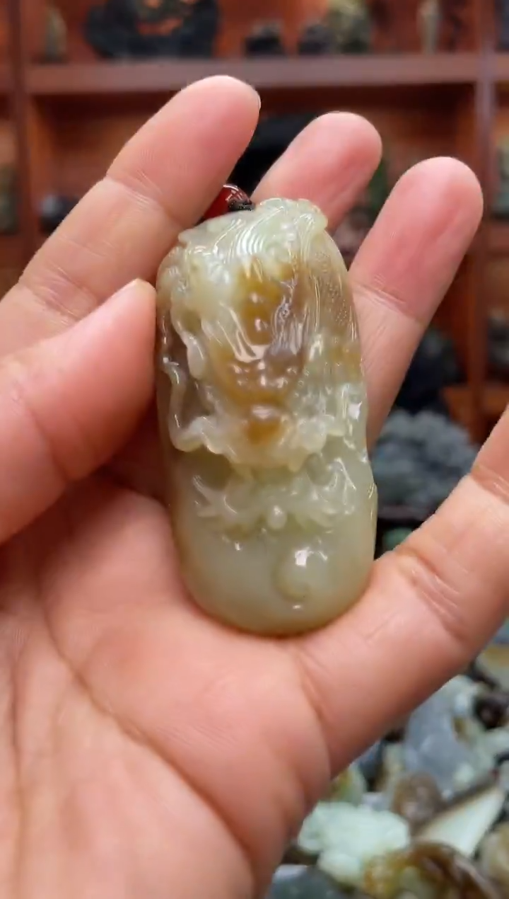 未镶嵌和田玉把件1