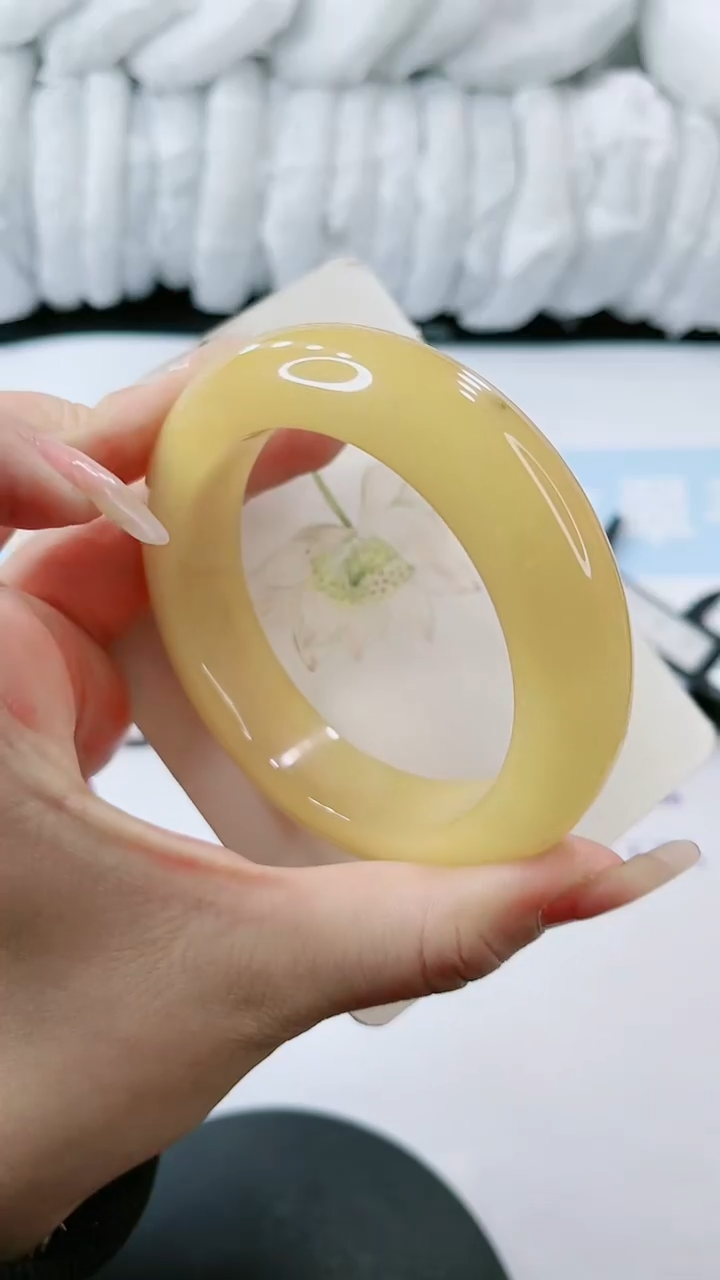 【闪购商品】石英质玉手镯未镶嵌多样性发货E159