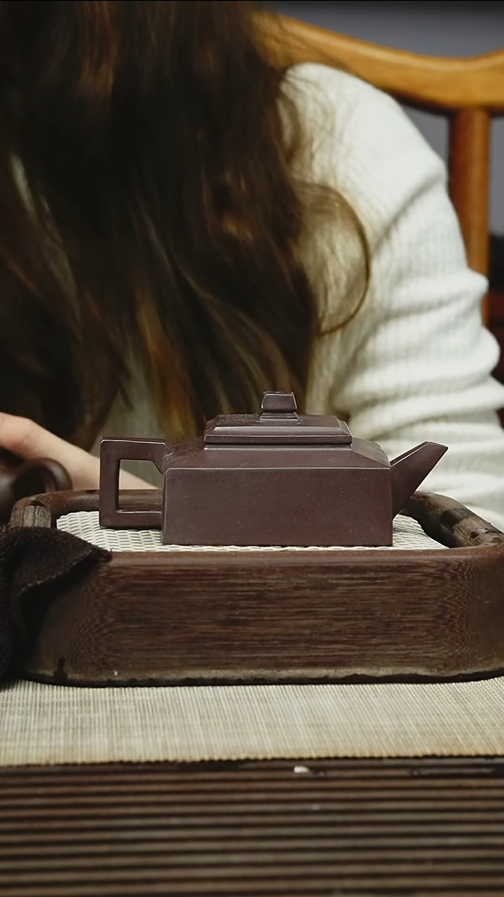 茶壶紫砂古*地200CC  