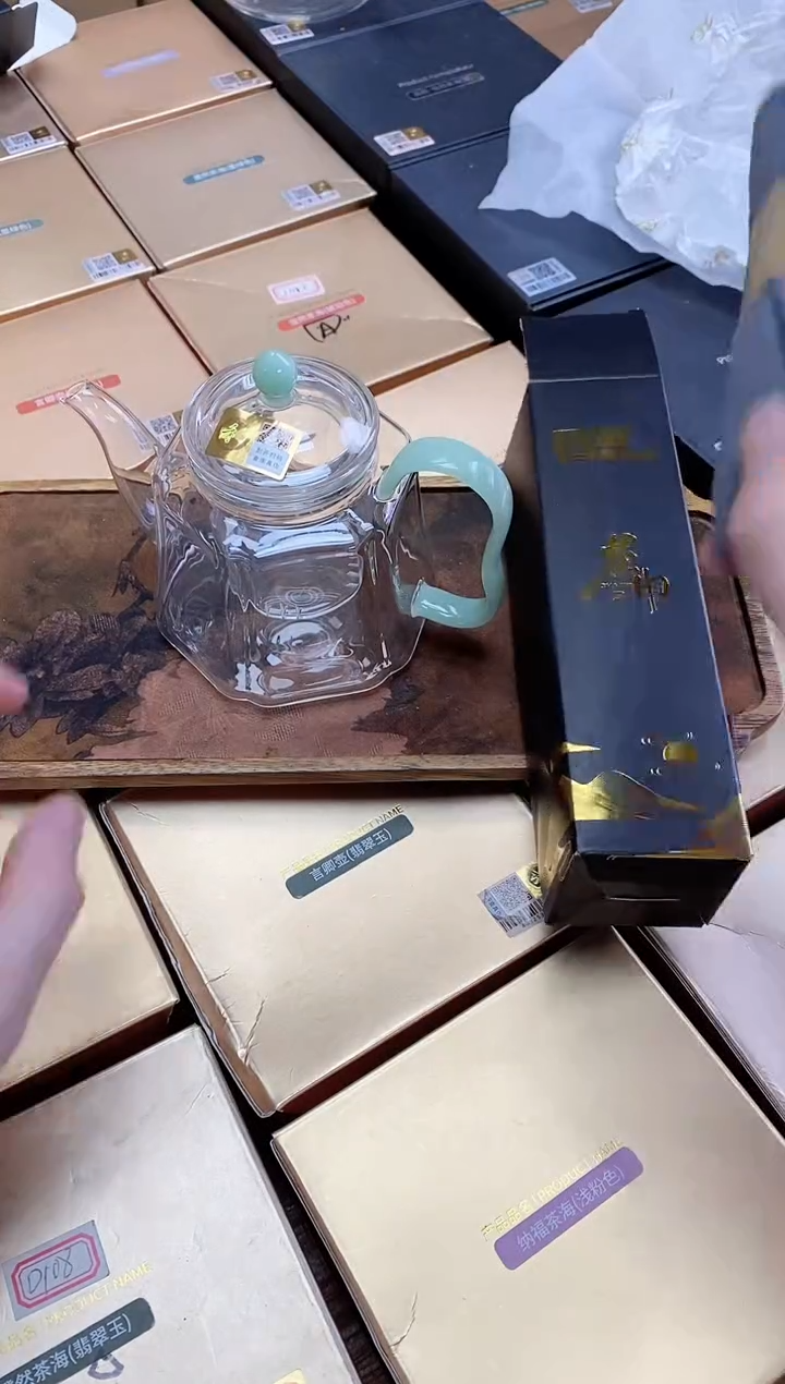 【闪购商品】禾器金标锦瑞壶浅玉色+风谜茶巾