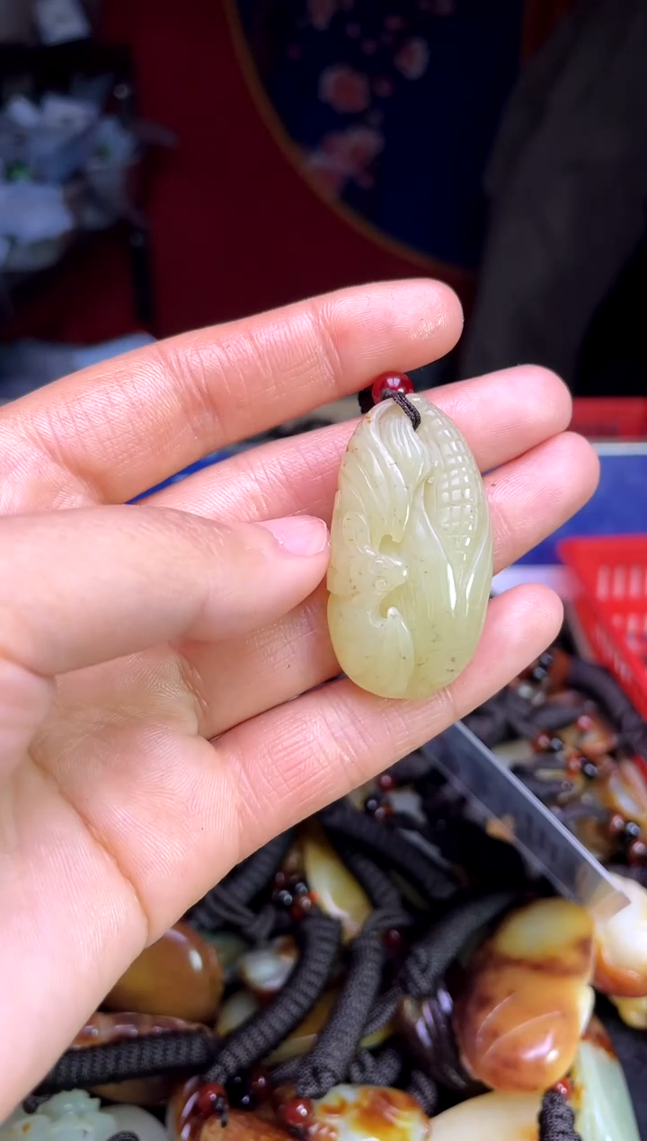 【闪购商品】和田玉未镶嵌颈饰3