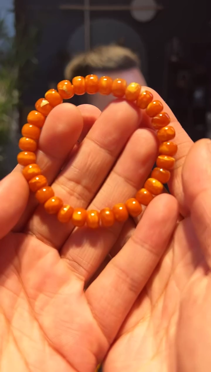 【闪购商品】蜜蜡手串未镶嵌8+花蜡串