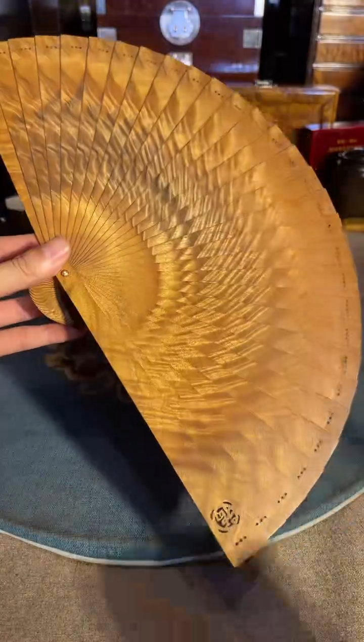 乌木类成套家具金丝楠扇子 3