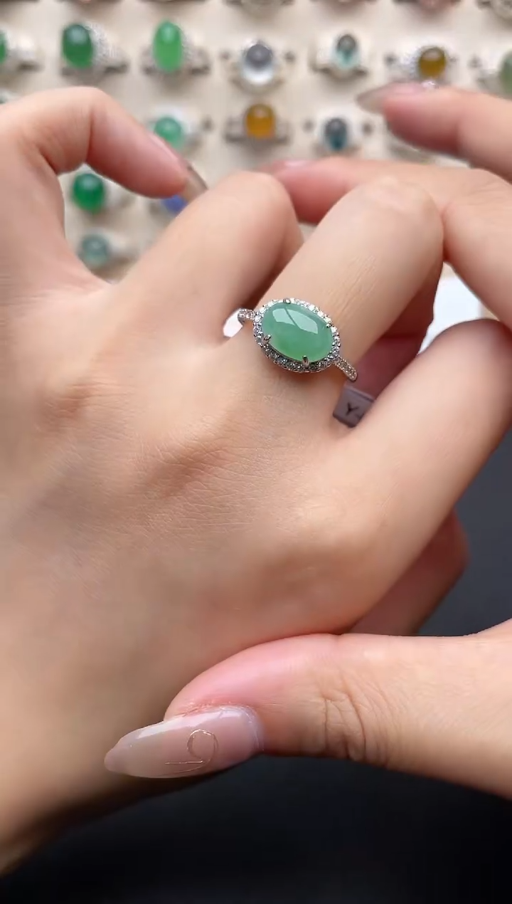 【闪购商品】翡翠戒指银S925镶嵌一物一证一礼盒