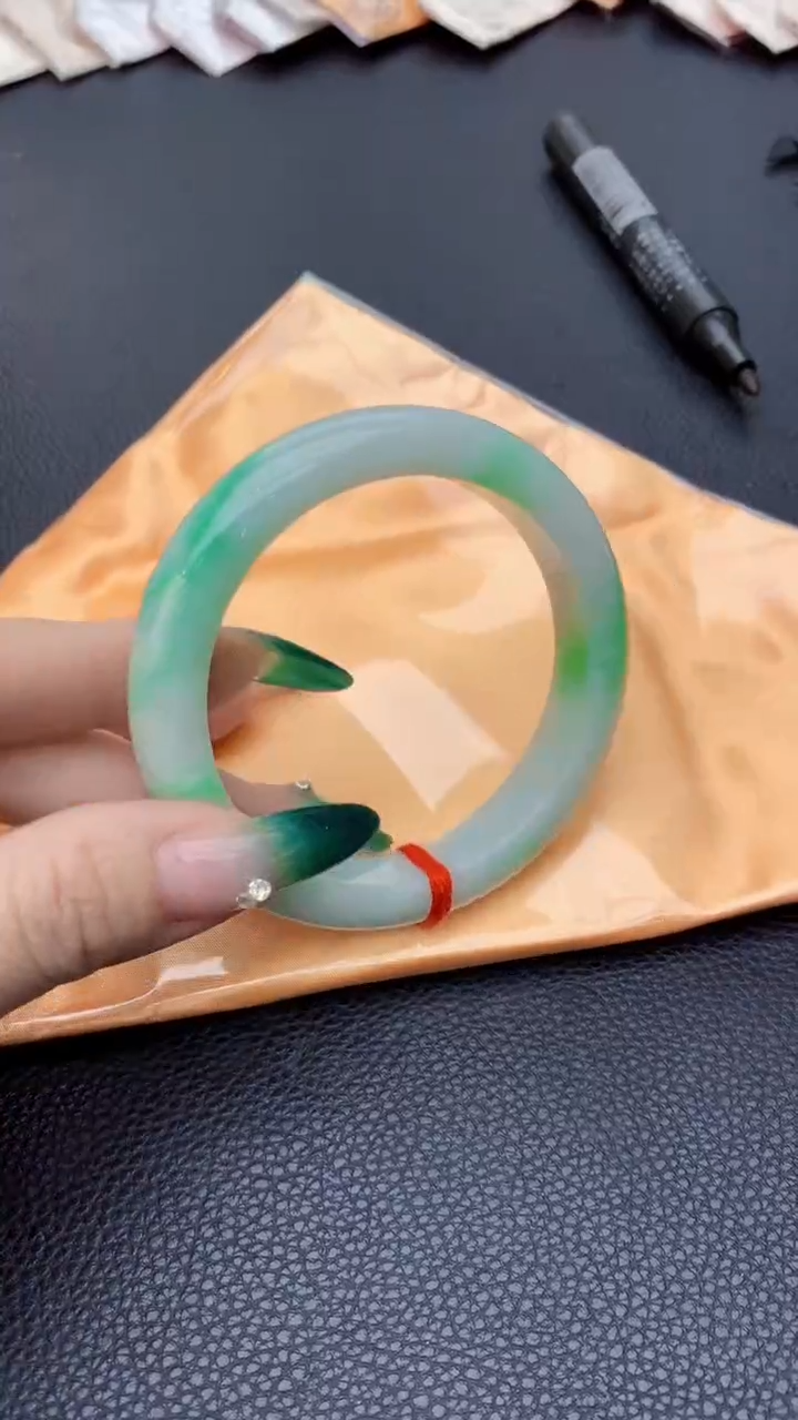 【闪购商品】翡翠手镯未镶嵌0783312449