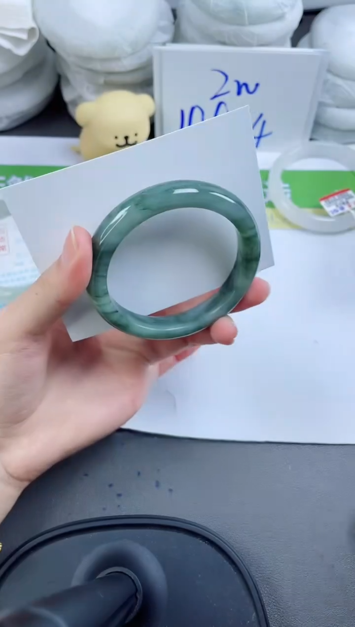 【闪购商品】石英质玉手镯未镶嵌144-56.5