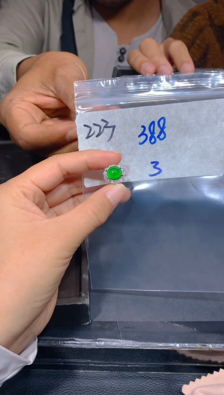 【闪购商品】定制翡翠未镶嵌223戒指多样性拍一发一毛货定制抛光