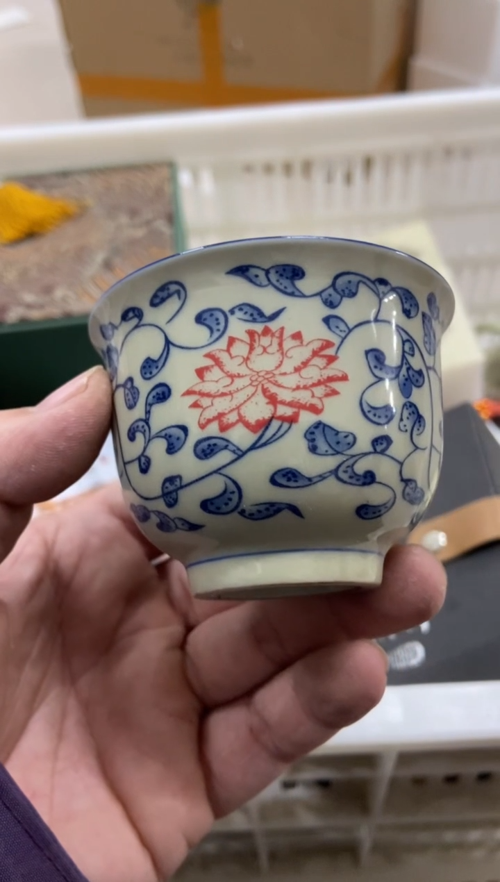 无运费险有瑕疵的摄影的产品有使用过的痕迹有点脏介意勿拍