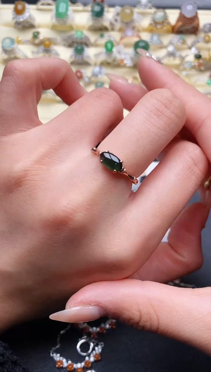 【闪购商品】翡翠戒指银S925镶嵌4444444+6