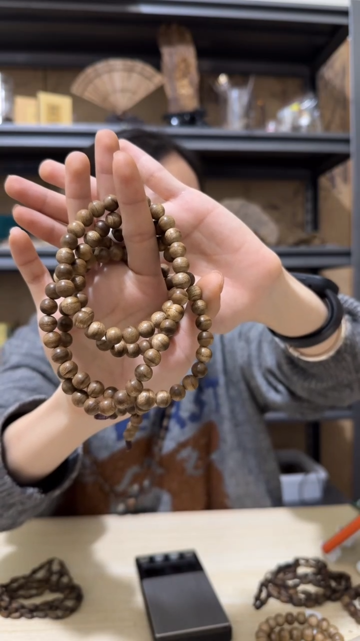 【闪购商品】沉香手串富国岛野料多圈手串多样性发一条卡8