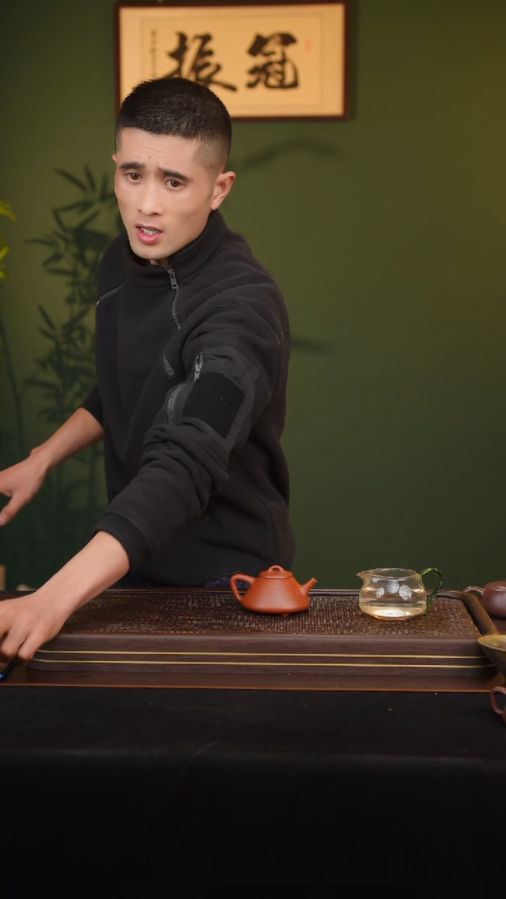 【闪购商品】宜兴（原矿）半手精工紫砂壶