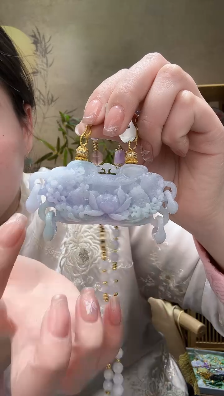 【闪购商品】翡翠颈饰未镶嵌吊坠